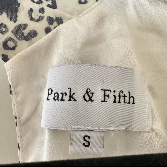 Park & Fifth-Printed Mock Neck Sheer Sleeve Spring/ Summer Dress (Size:Small) - Picture 14 of 15